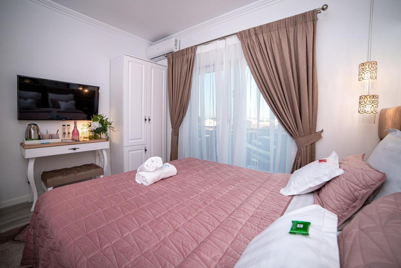 Club Waves - Vama Veche Hotel Kültér fotó